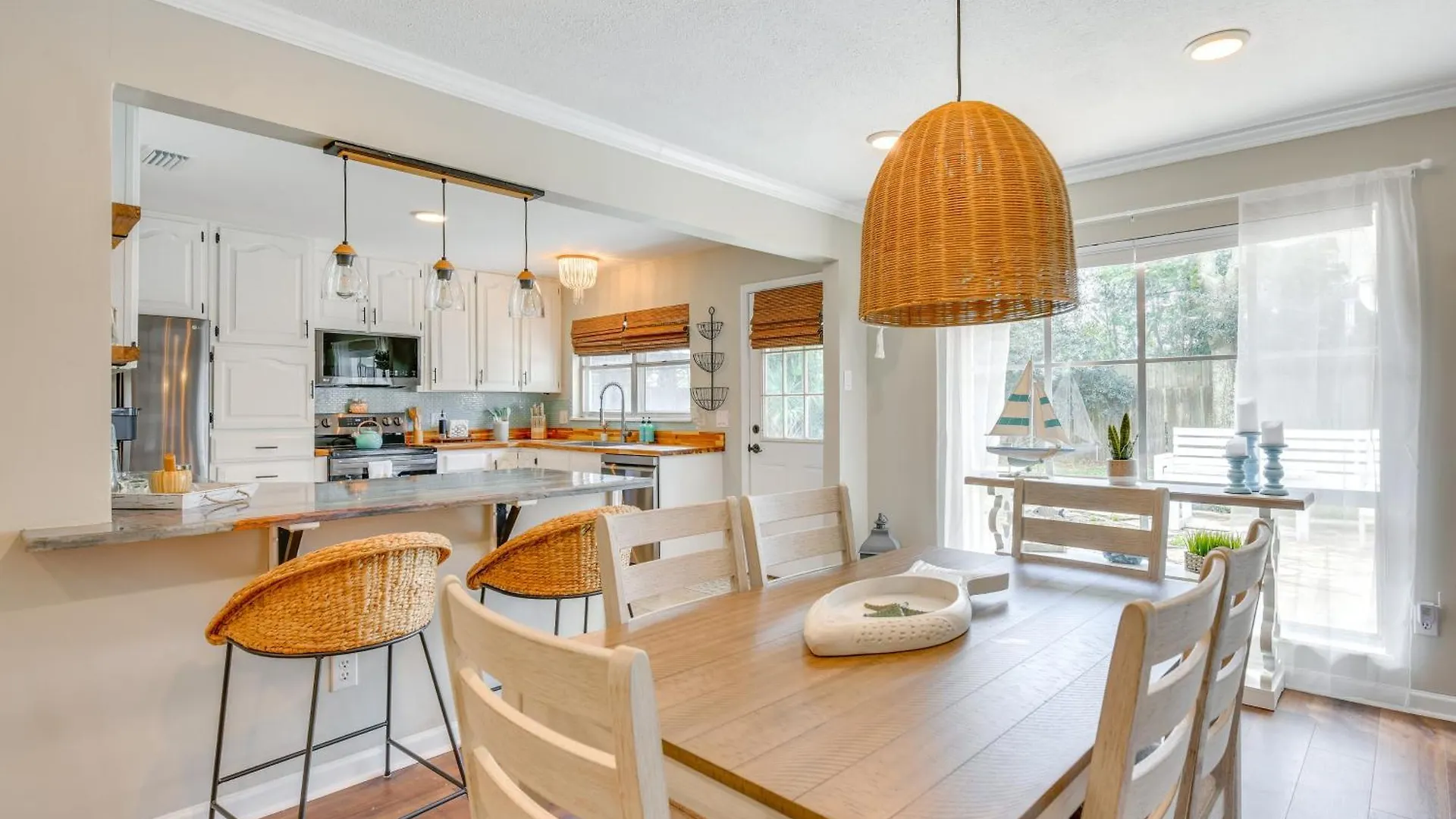 2 Mi To Shore Modern Retreat In Fort Walton Beach