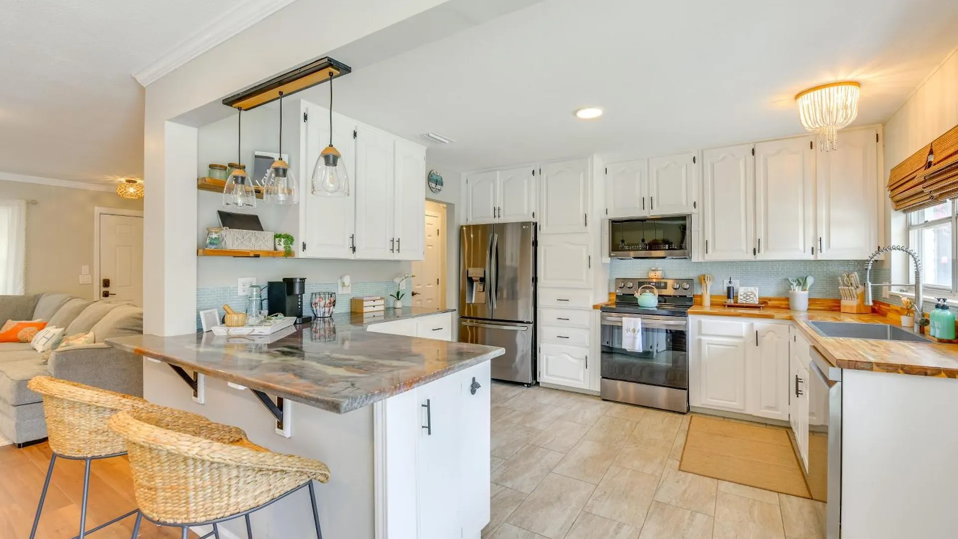 2 Mi To Shore Modern Retreat In Fort Walton Beach 0*,  United States