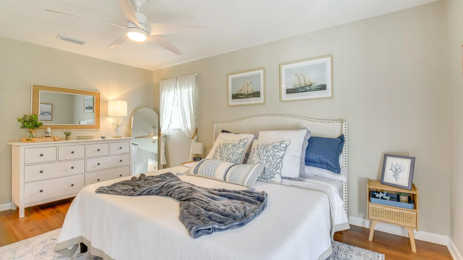 Holiday home 2 Mi To Shore Modern Retreat In Fort Walton Beach